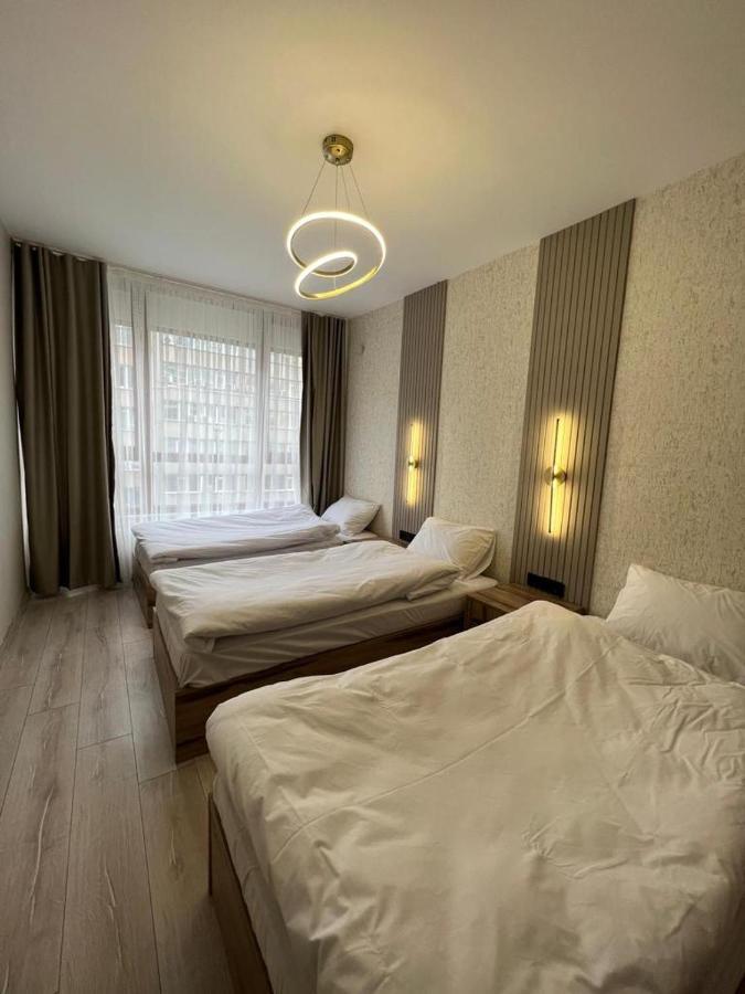 Center Apartment, Sisli, Near Metro Daire *